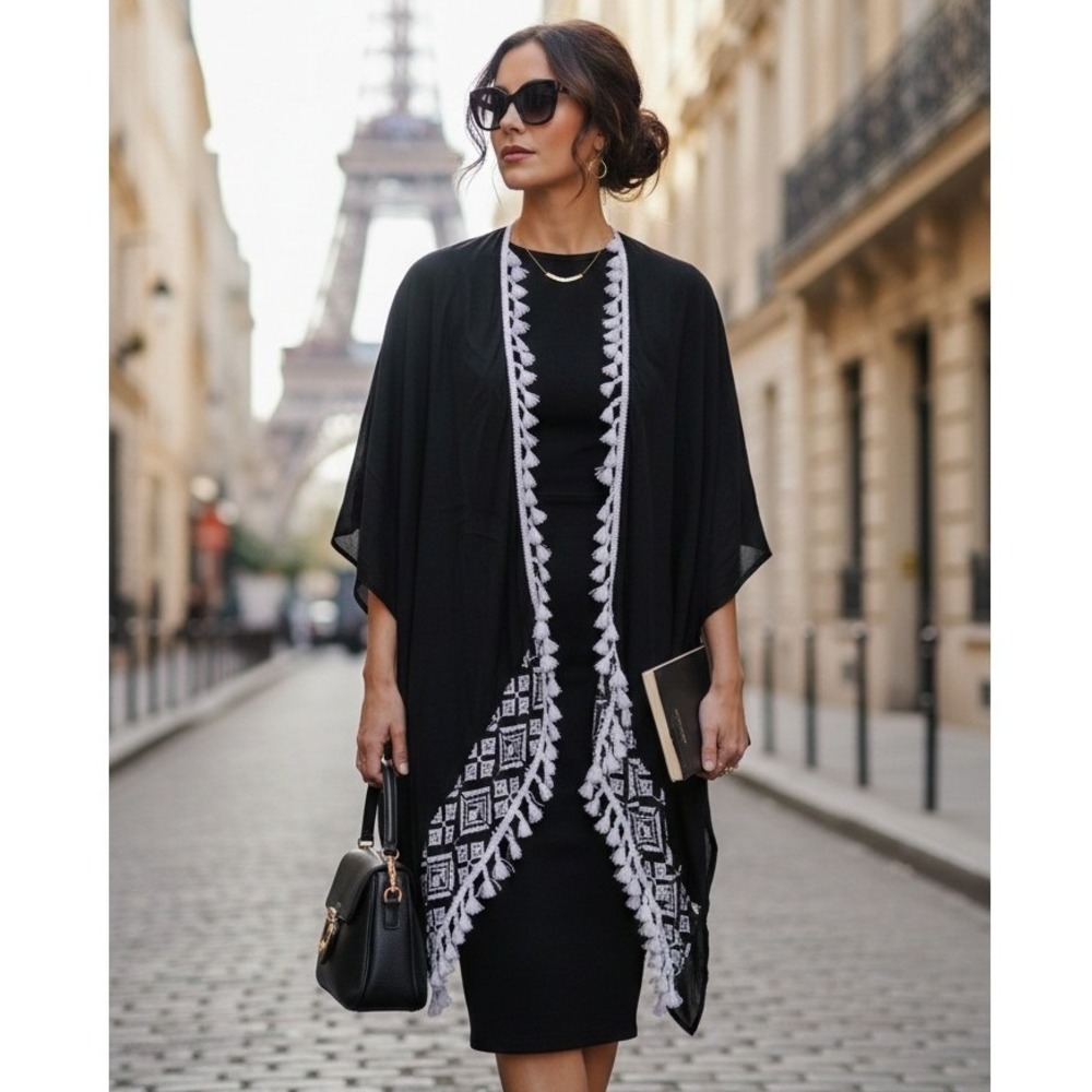 Vince Camuto OS Women Black White Tassel Embroidered Kimono Wrap Cardigan NWT - Picture 3 of 9